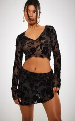 Hot PrettyLittleThing Floral Devore Mid Rise Skater Skirt Black
