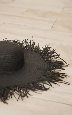 PrettyLittleThing Hats*Frayed Sun Hat