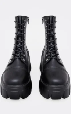 PrettyLittleThing Black Boots*Lace Up Extreme Cleated Sole Combat Boots