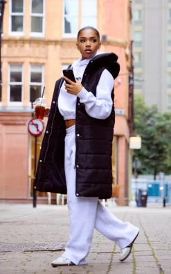 PrettyLittleThing Puffer Jackets*Longline Puffer Vest