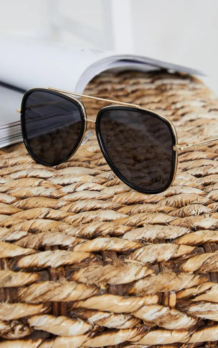 PrettyLittleThing Oversized Sunglasses*Oversized Gold Detail Aviator Sunglasses