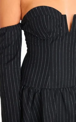 Pinstripe Cup Detail Bardot Shift Dress-PrettyLittleThing Clearance