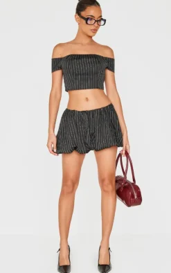 PrettyLittleThing Pinstripe Woven Tailored Bandeau Top Black