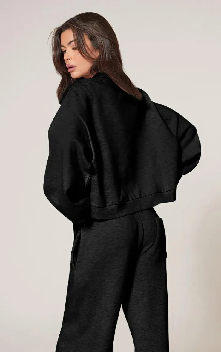 PrettyLittleThing Basic Tops*Premium Basic Crew Neck Cropped Sweatshirt