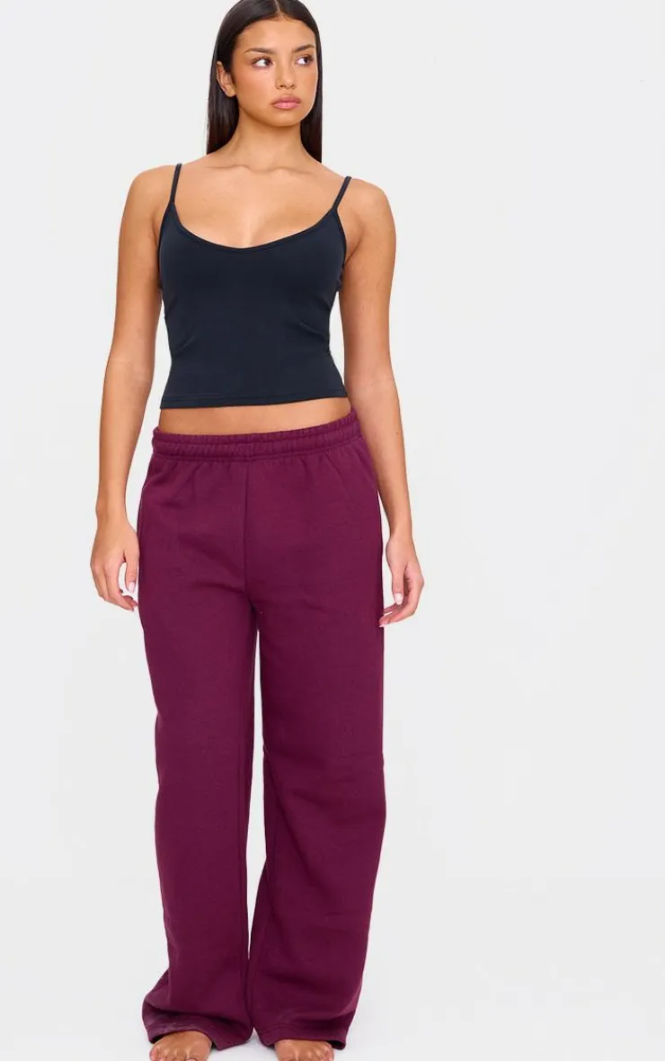 PrettyLittleThing Camisole*Premium Soft Touch V Neck Strappy Cami Top