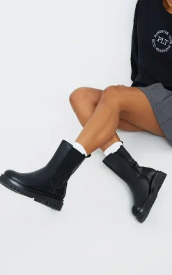 PrettyLittleThing Black Boots*PU Calf High Vamp Chelsea Boots