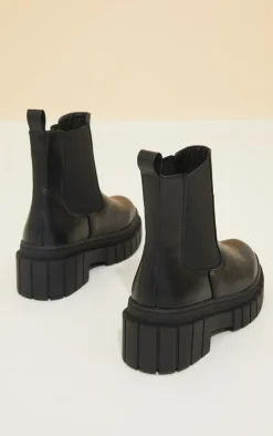 PrettyLittleThing Black Boots*PU Cleated Chelsea Ankle Chunky Boots