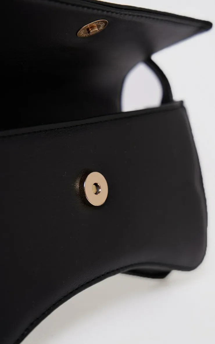 PrettyLittleThing Shoulder Bags*PU Flap Over Baguette Shoulder Bag