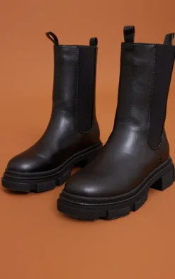 PrettyLittleThing Black Boots*PU Round Toe Cleated Chunky Sole Ankle Boots