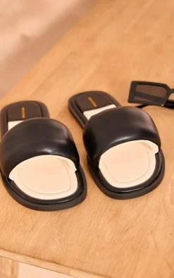 PrettyLittleThing Slides*Pu Round Toe Contrast Slider Sandals