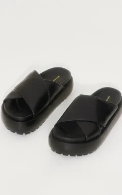 PrettyLittleThing Chunky Sandals*PU Round Toe Cross Strap Chunky Platform Sandals