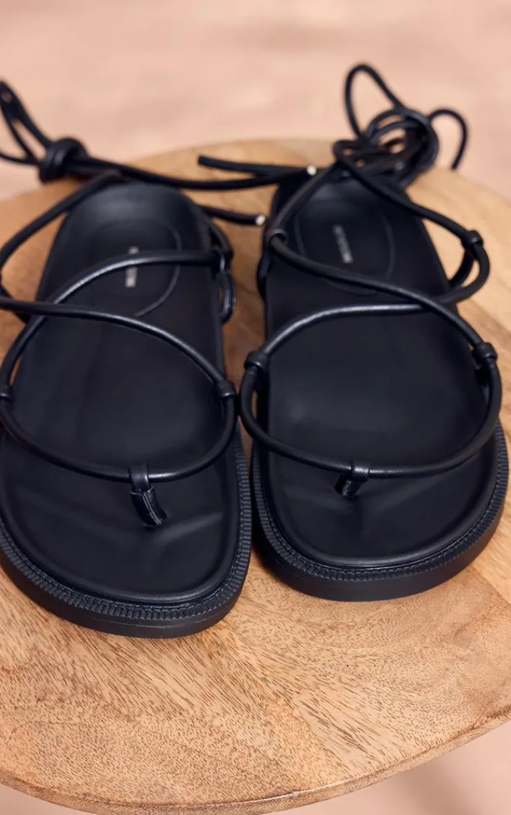 PrettyLittleThing Chunky Sandals*PU Round Toe Crossover Strap Lace Up Chunky Sandals