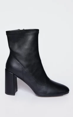PrettyLittleThing Heeled Boots*PU Round Toe Heeled Ankle Sock Boots