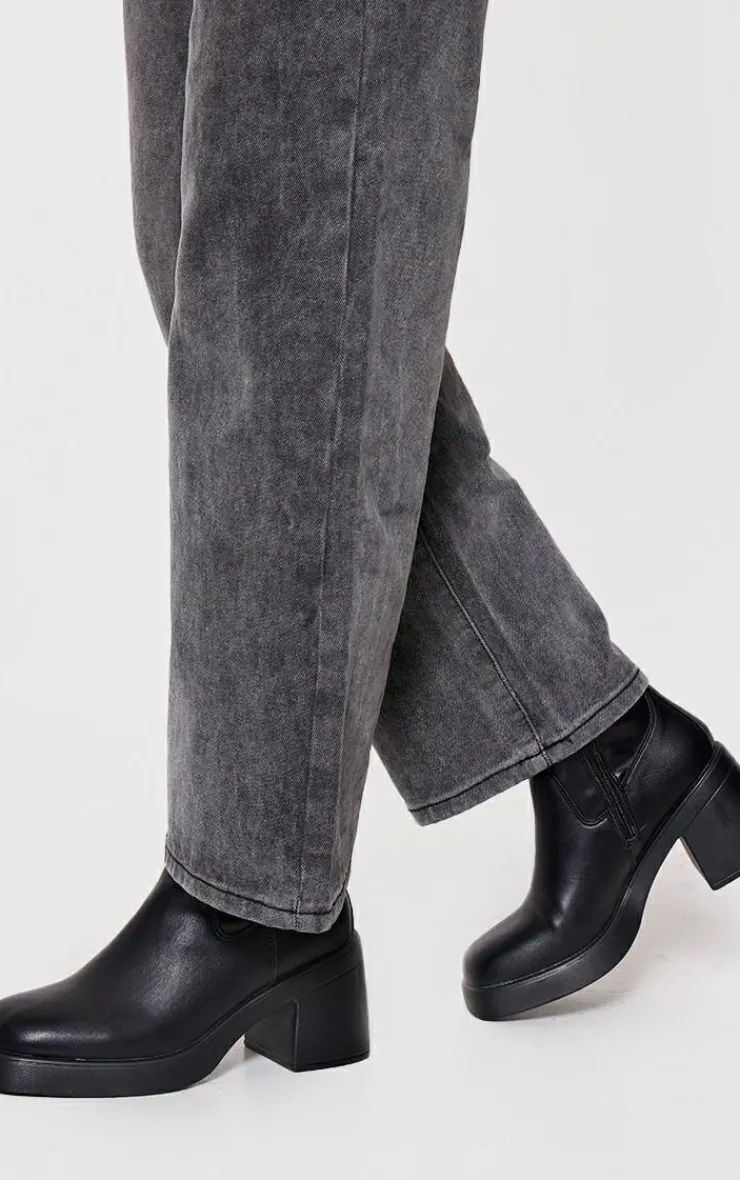 PrettyLittleThing Heeled Boots*PU Round Toe Low Block Heeled Sock Boots