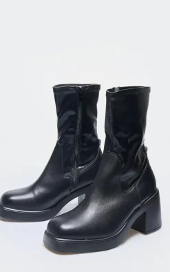 PrettyLittleThing Heeled Boots*PU Round Toe Low Block Heeled Sock Boots