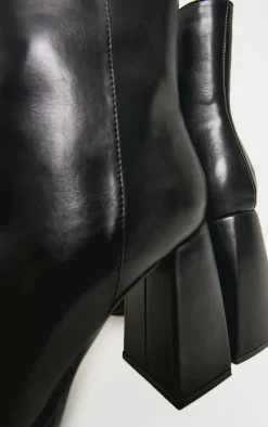 PrettyLittleThing Black Boots*PU Square Toe Block Heeled Ankle Boots