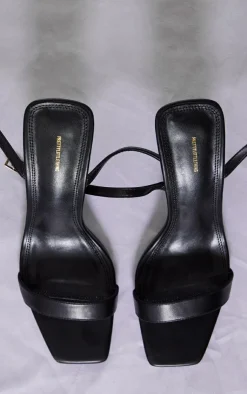 PrettyLittleThing High Heels*Pu Square Toe Heeled Sandals