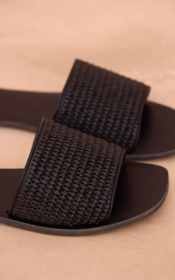 PrettyLittleThing Flat Sandals*PU Square Toe Raffia Strap Flat Sandals