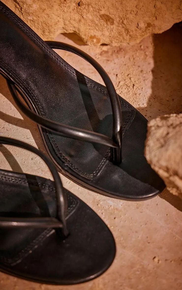 PrettyLittleThing Mules*Pu Toe Thong Heeled Mules