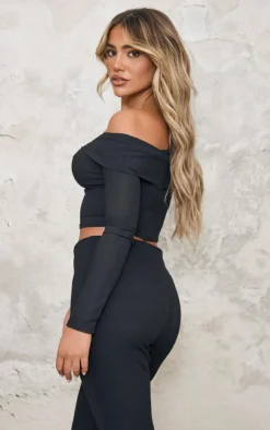 Online PrettyLittleThing Rib Foldover Bardot Flute Sleeve Longline Top Black