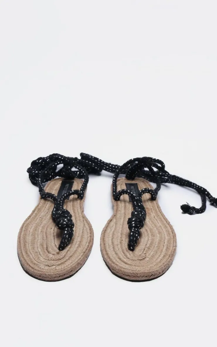 PrettyLittleThing Flat Sandals*Rubber Round Toe Rope Lace Up Thong Toe Flat Sandals