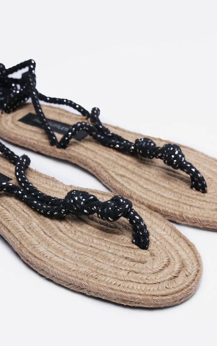 PrettyLittleThing Flat Sandals*Rubber Round Toe Rope Lace Up Thong Toe Flat Sandals