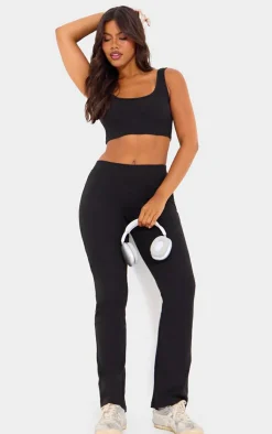 Online PrettyLittleThing Scooped Neck Crop Top Black