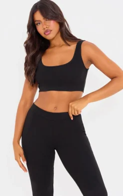 Online PrettyLittleThing Scooped Neck Crop Top Black