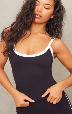 PrettyLittleThing Workout Tops*Sculpt Contrast Detail Strappy Gym Vest
