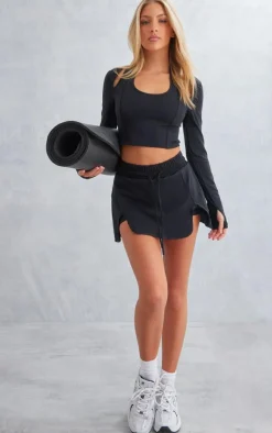 PrettyLittleThing Workout Tops*Sculpt Cut Out Padded Gym Crop Top