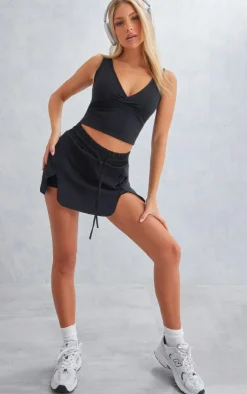 PrettyLittleThing Gym Shorts*Sculpt Toggle Waist Split Front Gym Skort