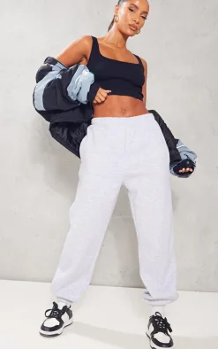 PrettyLittleThing Snatched*Snatched Rib Sleeveless Crop Top