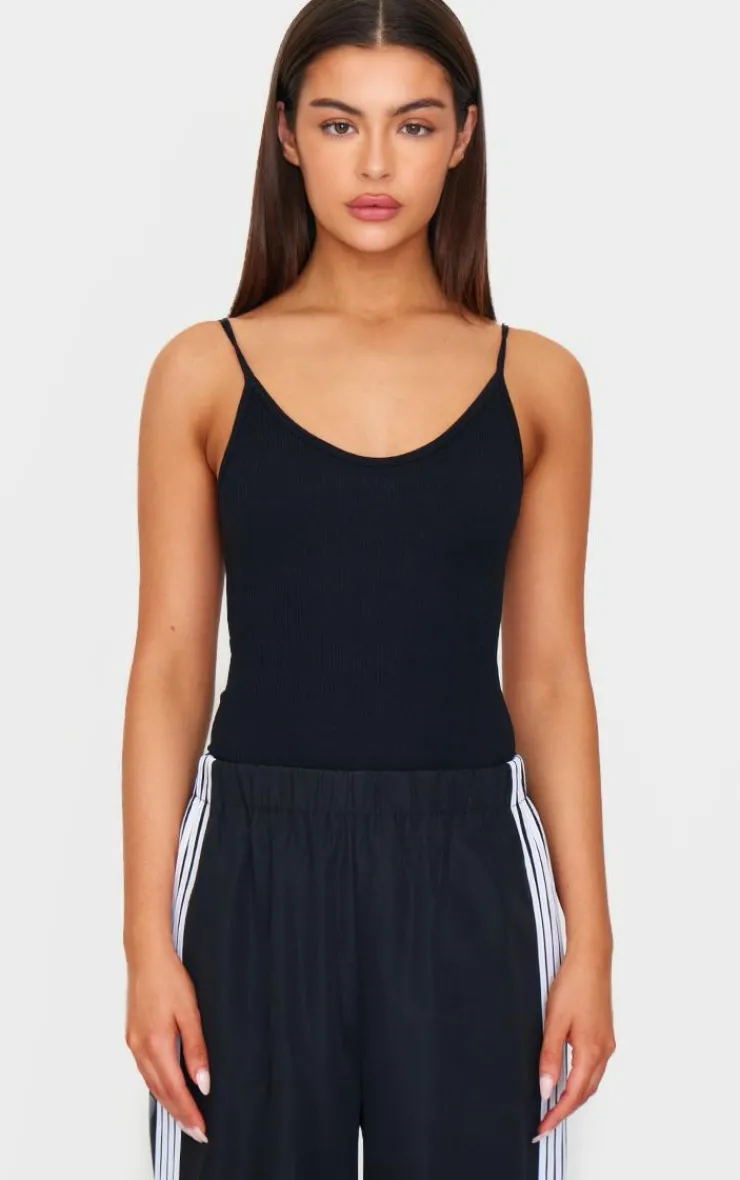PrettyLittleThing Snatched*Snatched Rib Strappy Bodysuit