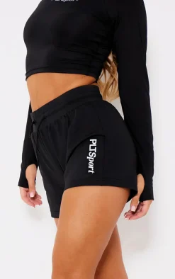 PrettyLittleThing Gym Shorts*Soft Touch Runner Short