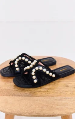 PrettyLittleThing Flat Sandals*Square Toe Tassel Pearl Flat Sandals