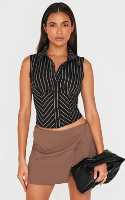 PrettyLittleThing Sleeveless Tops*Striped Fitted Sleeveless Shirt