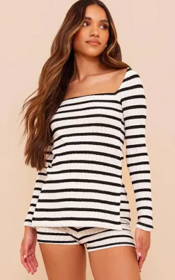 New PrettyLittleThing Striped Textured Rib Long Sleeve Split Hem Longline Top Black