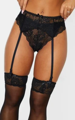 PrettyLittleThing Christmas Shop*Suspender, Hold Up Stocking & Panties Set