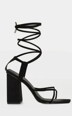 PrettyLittleThing Wide Fit Sandals*Toe Loop Ankle Tie Chunky Block Heel Sandals
