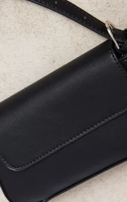 PrettyLittleThing Shoulder Bags*Trapeze Simple Shoulder Bag
