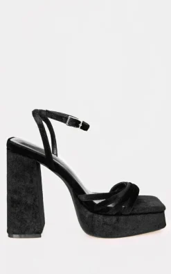PrettyLittleThing High Heels*Velvet Square Toe Strappy Block Platform Heels