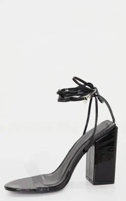 PrettyLittleThing Wide Fit Sandals*Wide Fit Block Heel Ankle Tie Strappy Sandal