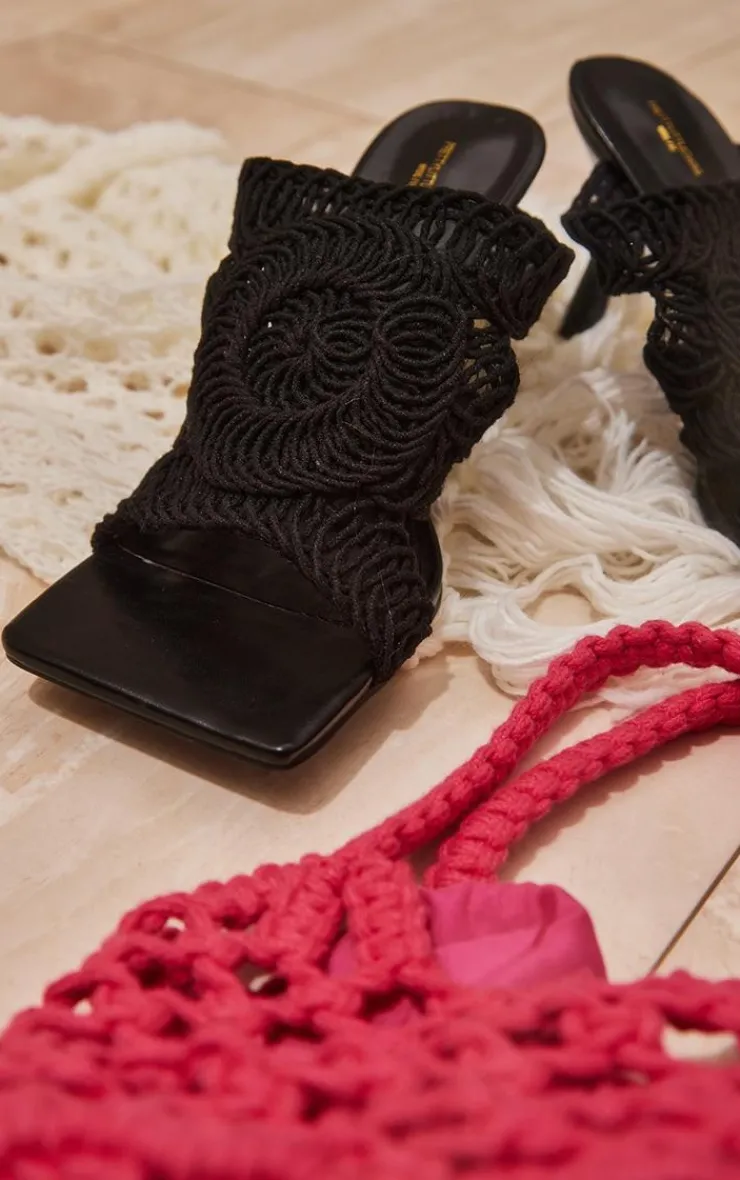 PrettyLittleThing Wide Fit Heels*Wide Fit Crochet Strap Square Toe Mid Heeled Mules
