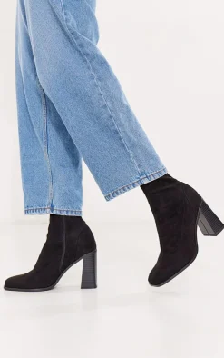 PrettyLittleThing Wide Fit Heels*Wide Fit Faux Suede Block Heeled Sock Ankle Boots