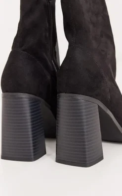 PrettyLittleThing Wide Fit Heels*Wide Fit Faux Suede Block Heeled Sock Ankle Boots
