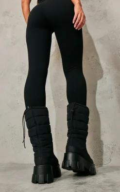 PrettyLittleThing Wide Fit Boots*Wide Fit Nylon Quilted Chunky Ankle Snow Boot