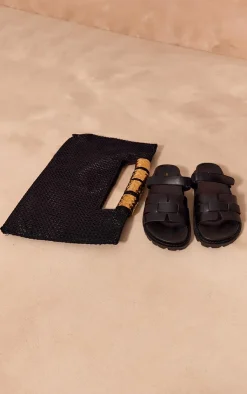 PrettyLittleThing Wide Fit Sandals*Wide Fit PU Round Toe Velcro Strap Chunky Sandals