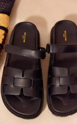 PrettyLittleThing Wide Fit Sandals*Wide Fit PU Round Toe Velcro Strap Chunky Sandals