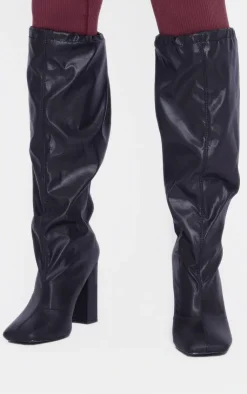 PrettyLittleThing Wide Fit Heels*Wide Fit PU Square Toe Knee High Block Heel Toggle Boots