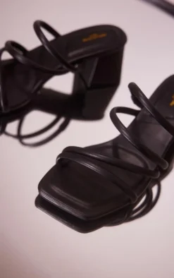 PrettyLittleThing Wide Fit Sandals*Wide Fit PU Square Toe Tube Strap Mid Block Heeled Sandals